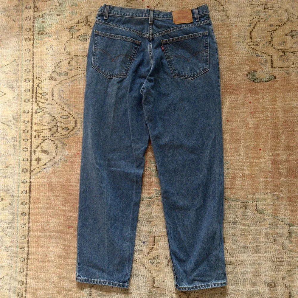 Vintage Levis Relaxed Straight Leg Jeans Mens Blue Denim Medium Wash 38x32